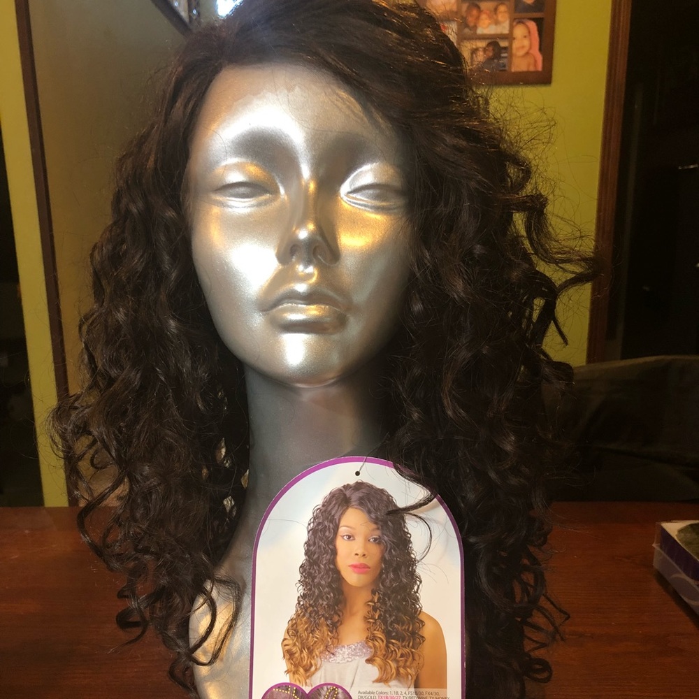 Brand new lace front wig - CTS113